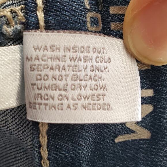 Chico's Platinum Denim Light Wash Blue Straight Jeans Size 12 - Picture 8 of 8